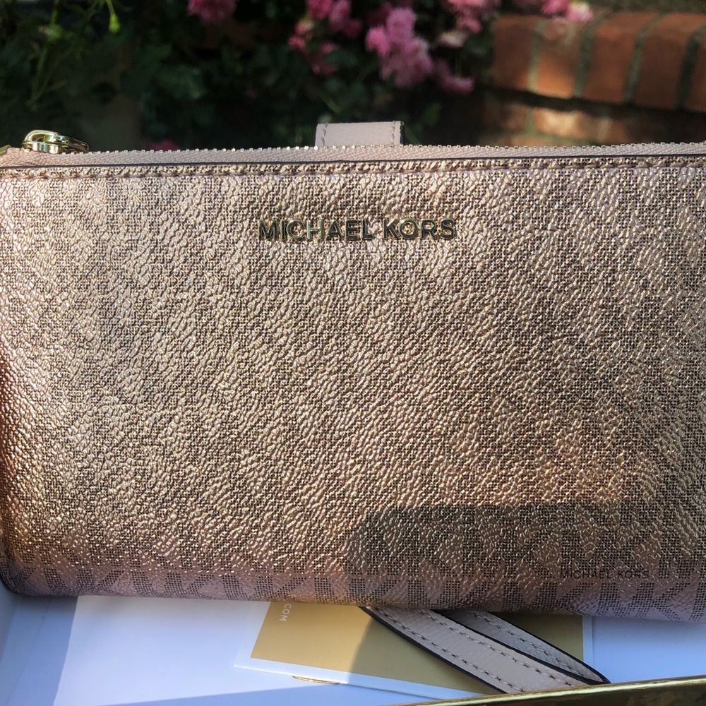 Michael Kors Adele Rose Gold Wristlet